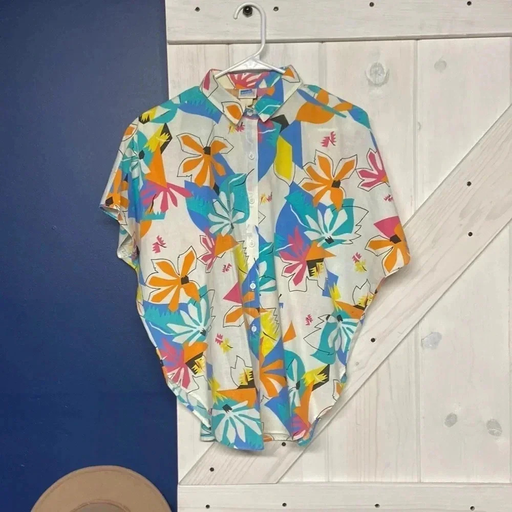 Wrangler Vintage Floral Graphic Button Down Tee Large